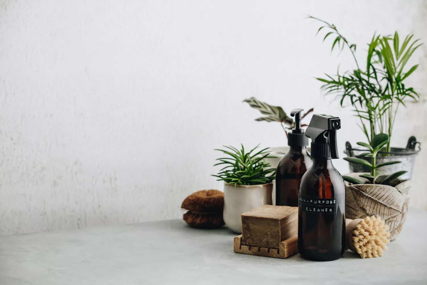 Eco Friendly Cleaning Solutions For A Sparkling Clean Shower